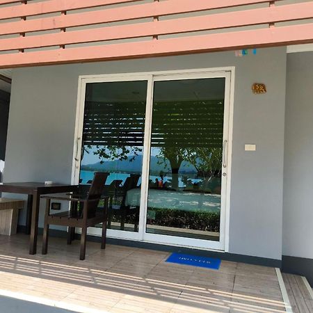 Maenam Villa Hotel Mae Nam Esterno foto
